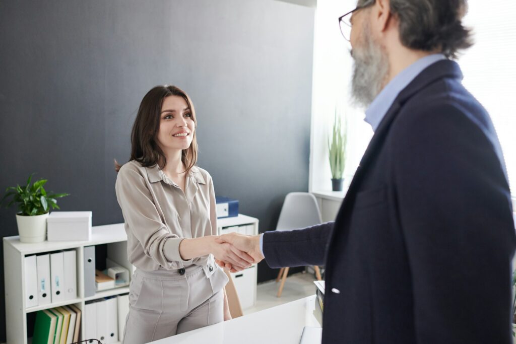 Client meeting appraiser to begin a family law appraisal for divorce or custody planning